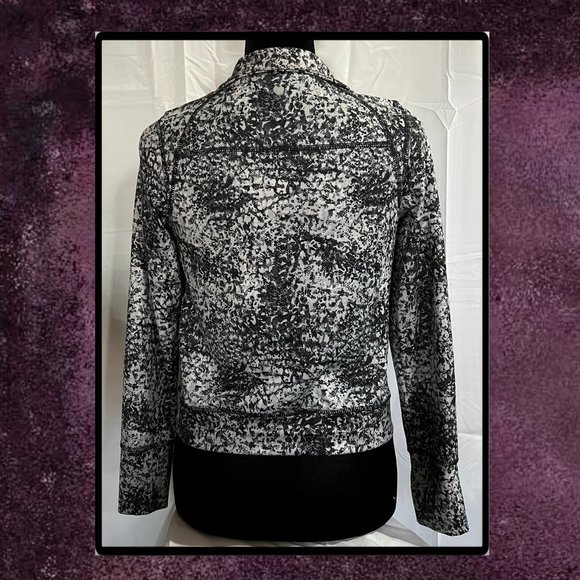 Danskin Now Zip-Up Jacket 7/8 - Picture 3 of 6